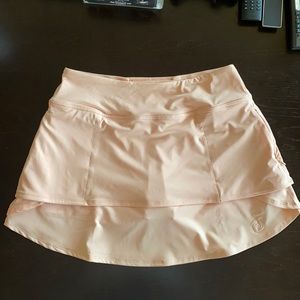 Footjoy Skort in Peach size M